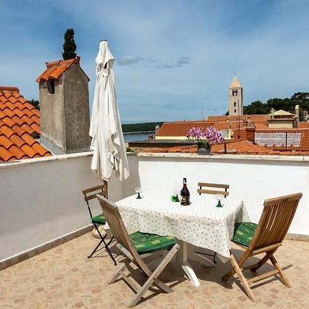 Luise - Four Towers Apartments Rab Town Exterior photo